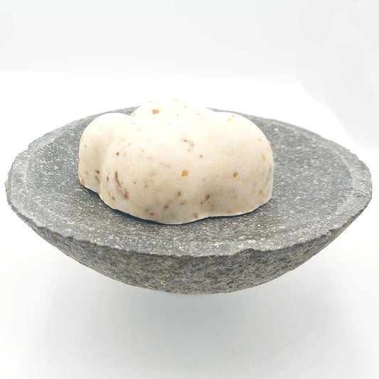 Upinio akmens padėkliukas / muilinė, ovalo formos